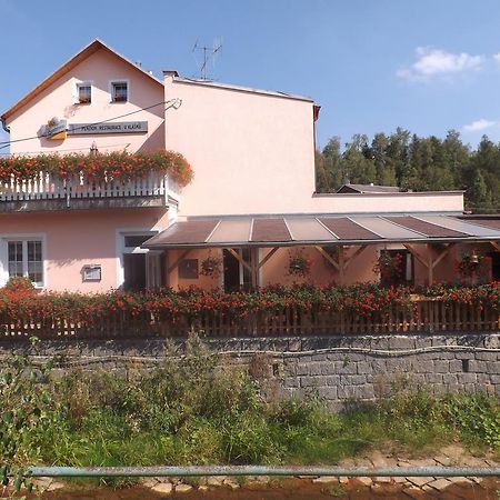 Pension U Vlasku Karlsbad Exteriör bild
